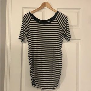Short sleeve maternity stripe shirt